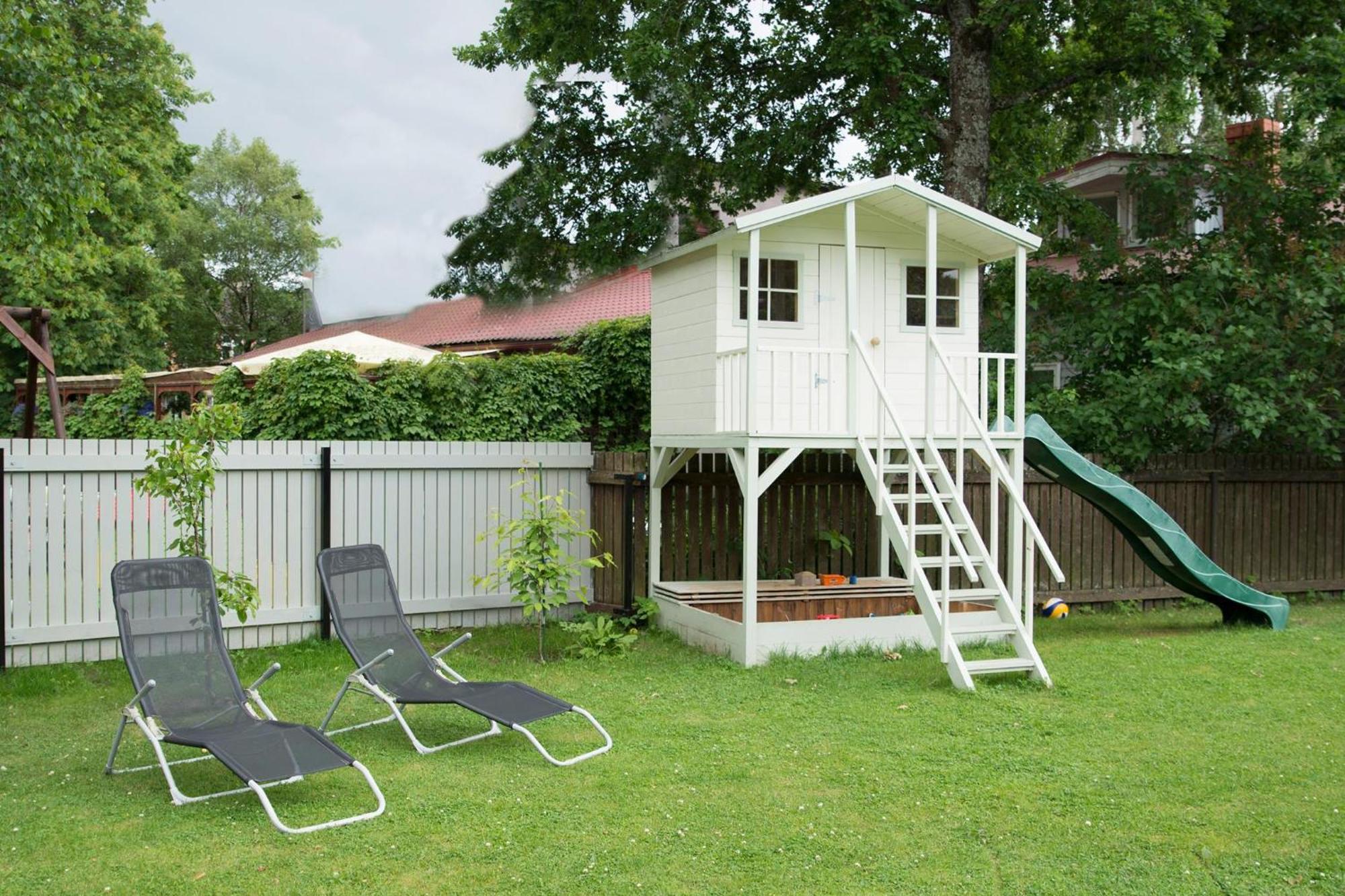 Cabin Guesthouse With Free Parking Pärnu Exterior photo